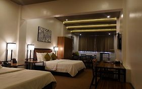 Fernvale Leisure Club And Resort